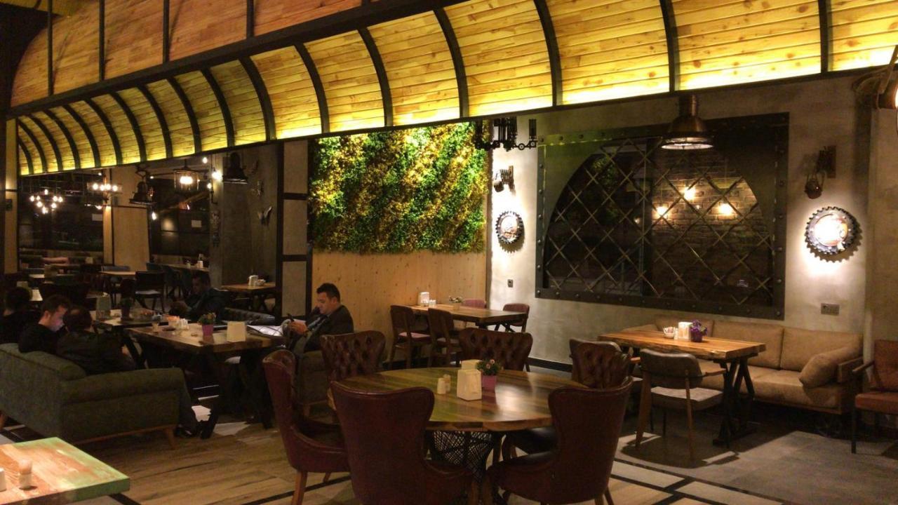 Realist Hotel Istanbul Exteriör bild